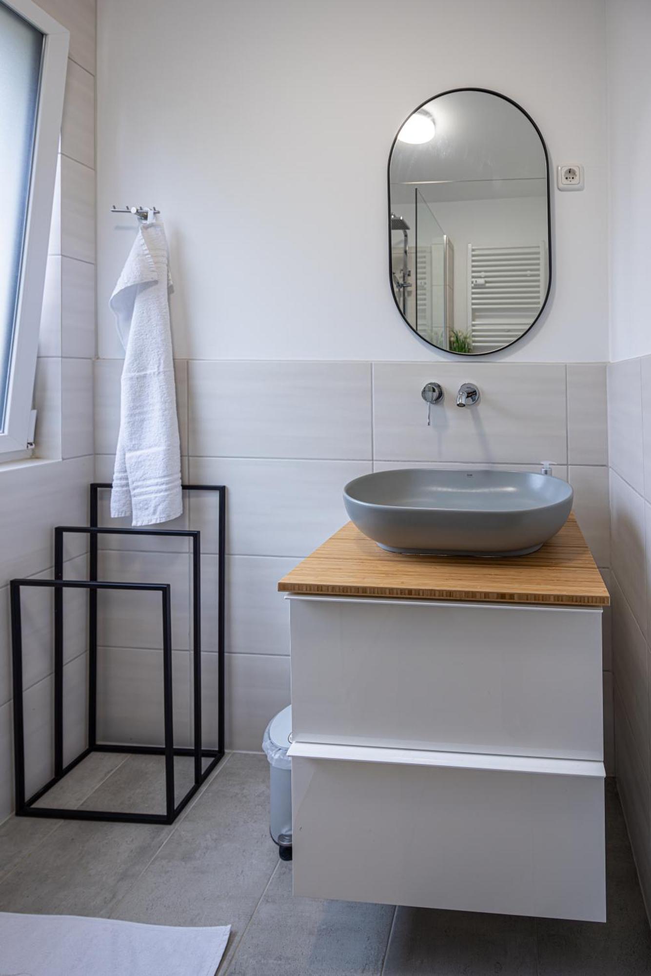 Have-A-Nice-Stay - U-Bahn Nach Hamburg 150M- Baecker & Restaurants 200M - Lidl 800M - Zentrum 1,5Km أرينسبورغ المظهر الخارجي الصورة
